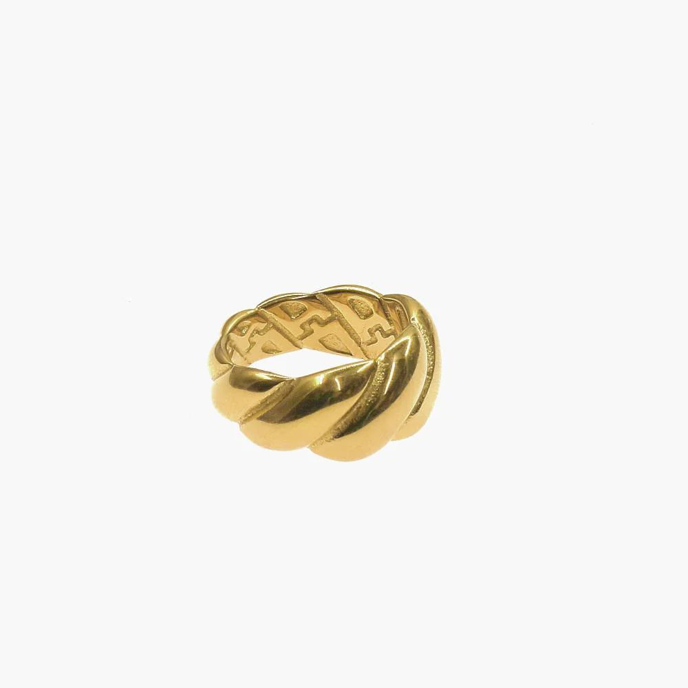5517773 CROISSANT STYLE RING