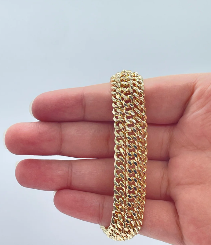 Pulsera gruesa en capas de oro de 18 quilates con tres eslabones cubanos conectados uno al lado del otro