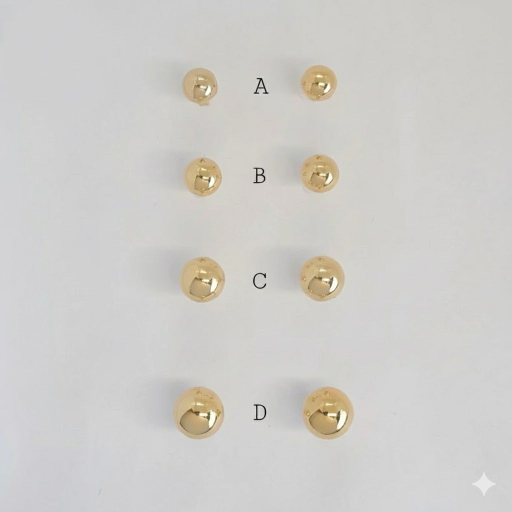 (1-1078) Pendientes de botón con bolas laminadas en oro - BGF