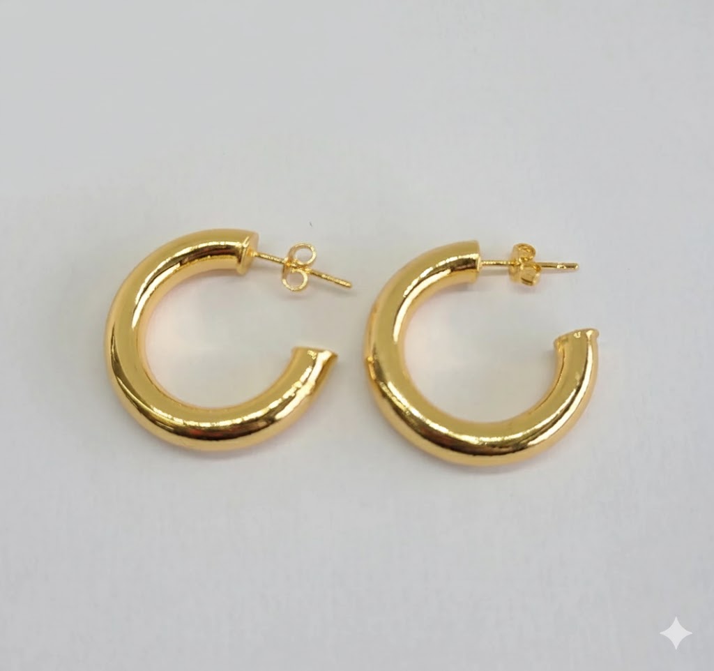 (1-2611-1) Pendientes de aro medio lisos laminados en oro - BGO