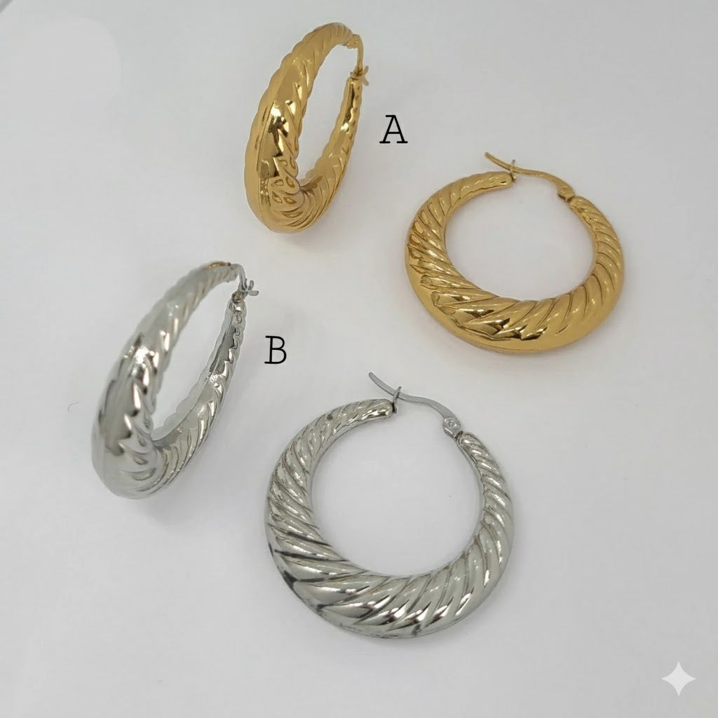 (4-2217) Stainless Steel - Carved Round Hoops.