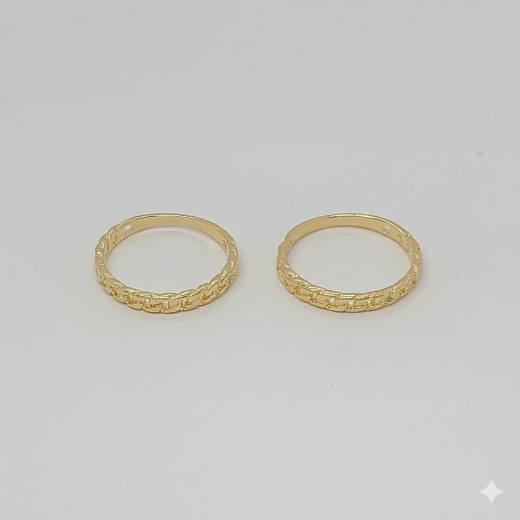 (1-3038) Anillo de eslabones curvos laminados en oro - BGF