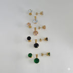 (4-9046) Juego de pendientes de acero inoxidable y circonita.