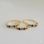 (1-3010) Anillo de circonitas multicolor laminadas en oro - BGO