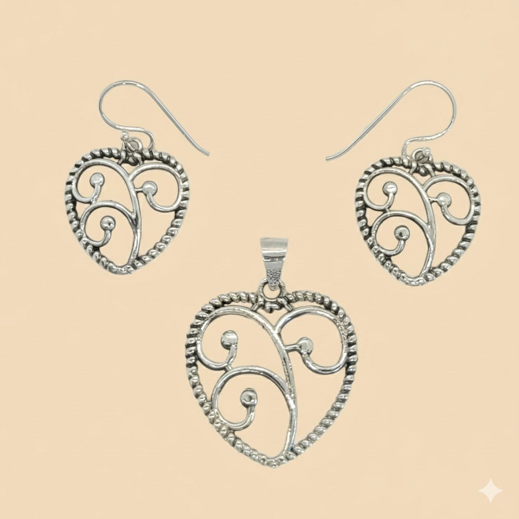 (2-6562) Plata de ley 925 - Juego de corazón tallado.