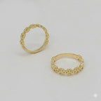 (1-3007) Anillo con diseño de pata de perro laminado en oro - BGF