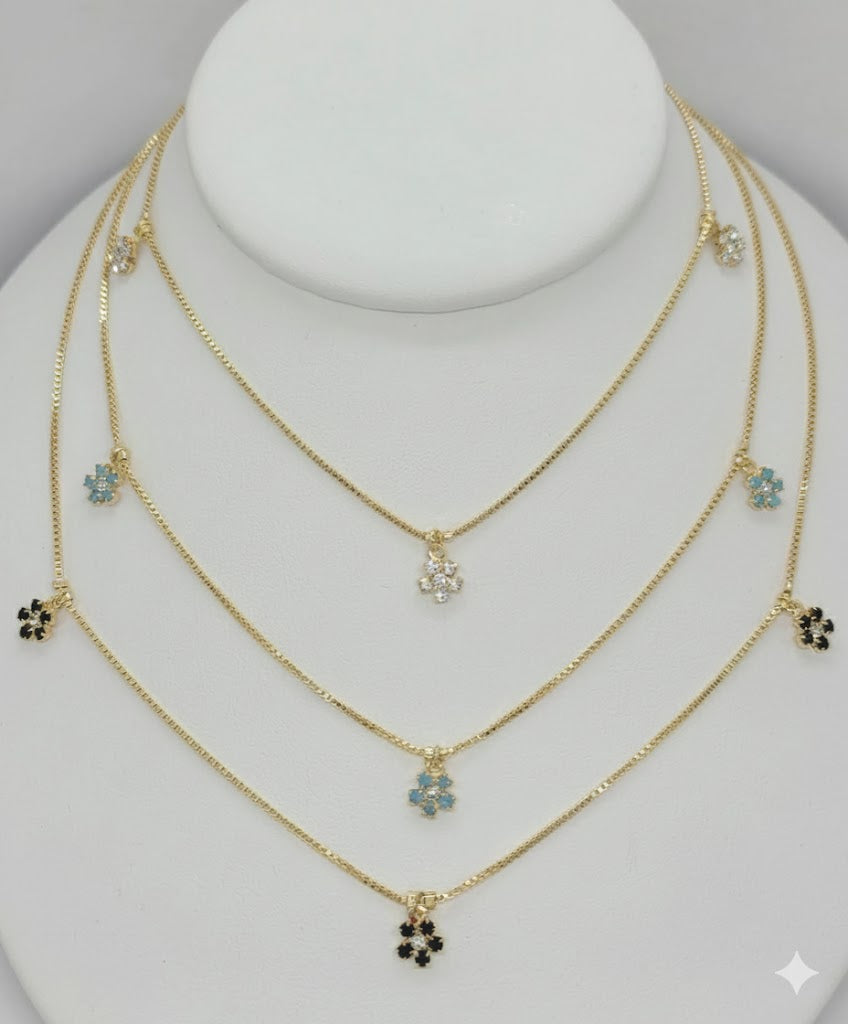 (1-6446) Collar de flor de circonita con eslabones de caja laminados en oro - 45,7 cm - BGF