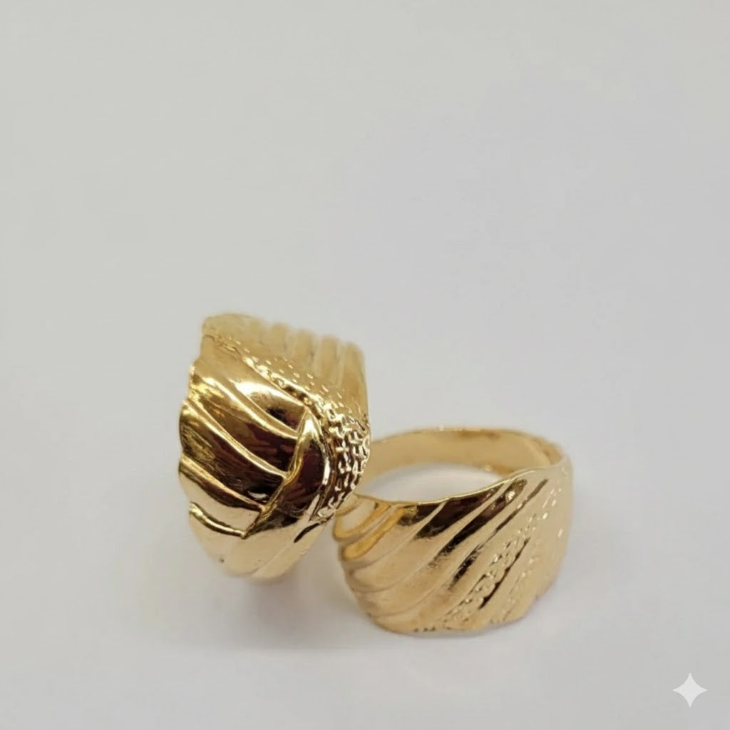 (1-3015) Laminado de Oro - Anillo con Diseño - BGO